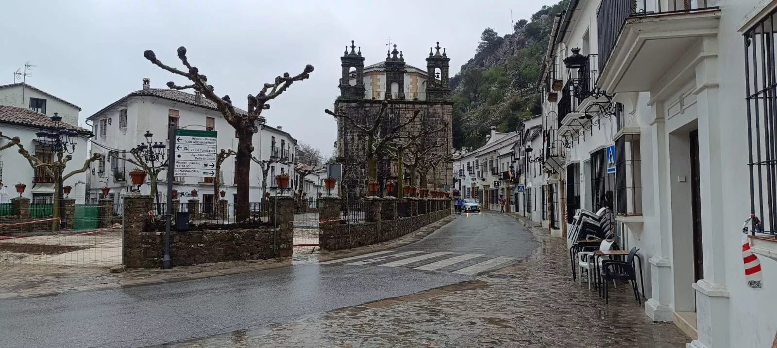 Plaza de España de Grazalema en la Sierra de Cádiz donde se han producido mayores precipitaciones a nivel provincial