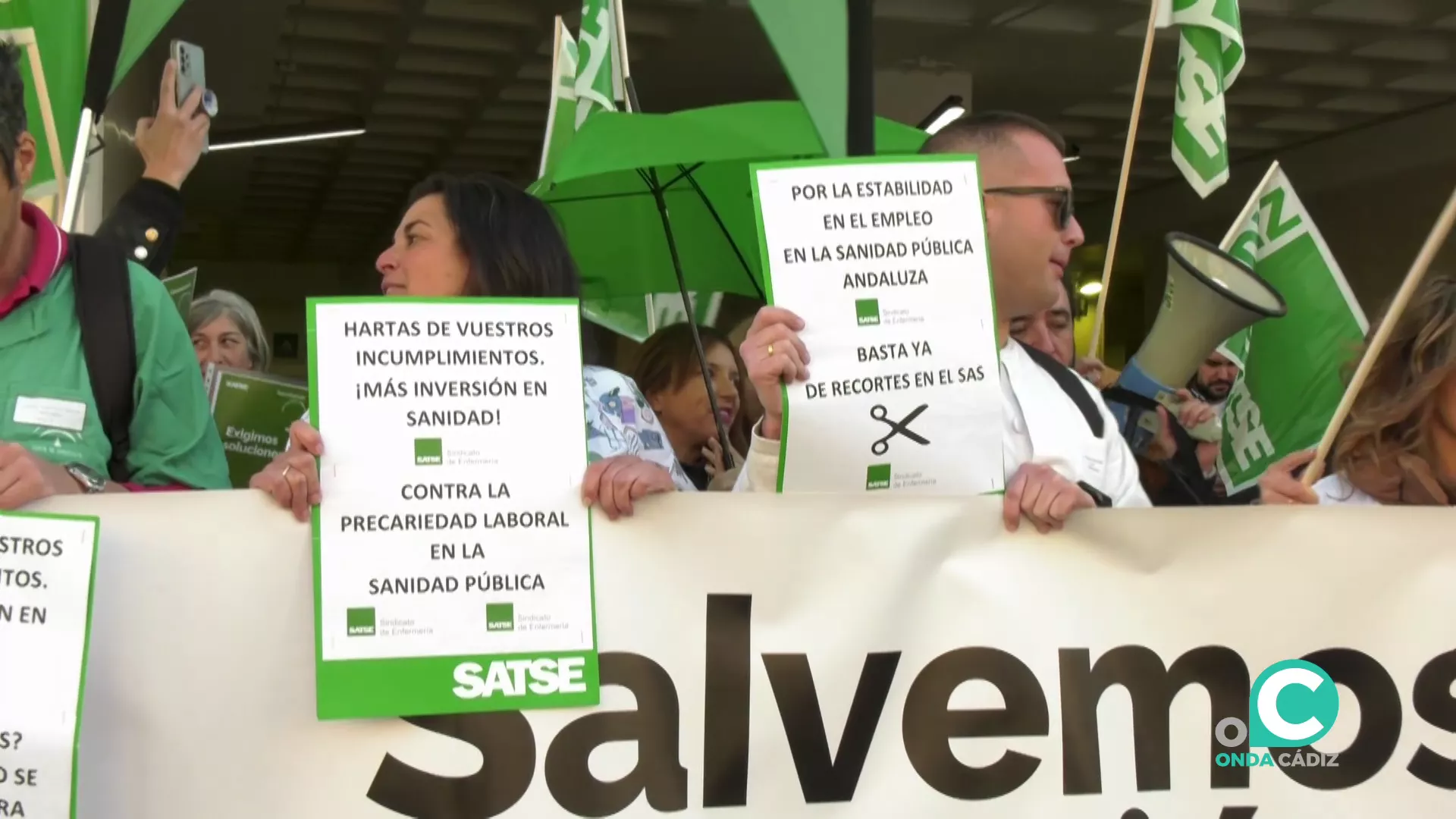 Protesta por los últimos actos de violencia hacia el personal sanitario en la provincia