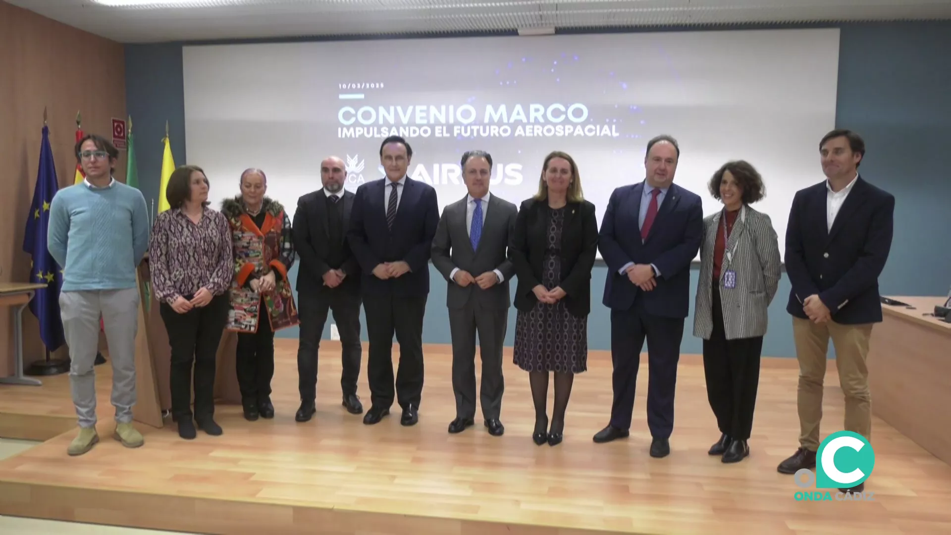 Representantes de ambas instituciones durante el acto en el Campus de Puerto Real