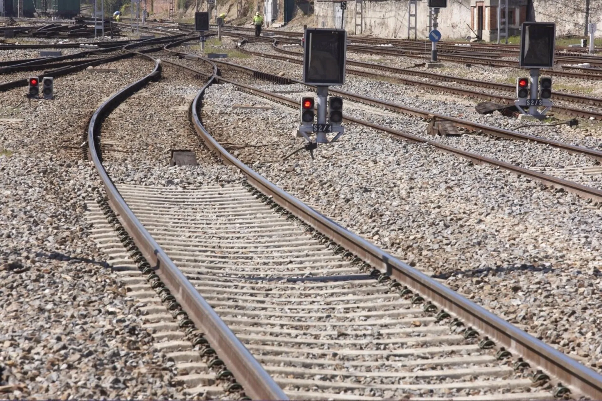 Líneas de tren de Adif en una imagen de archivo Líneas de tren de Adif en una imagen de archivo