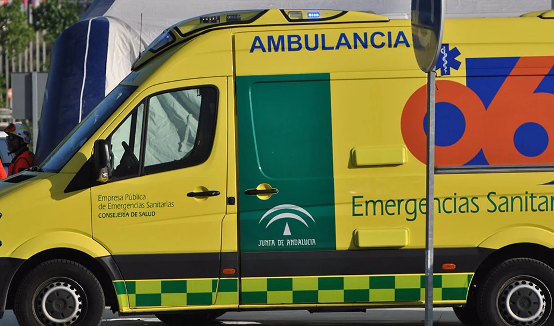 Ambulancia del 061. Ambulancia del 061.