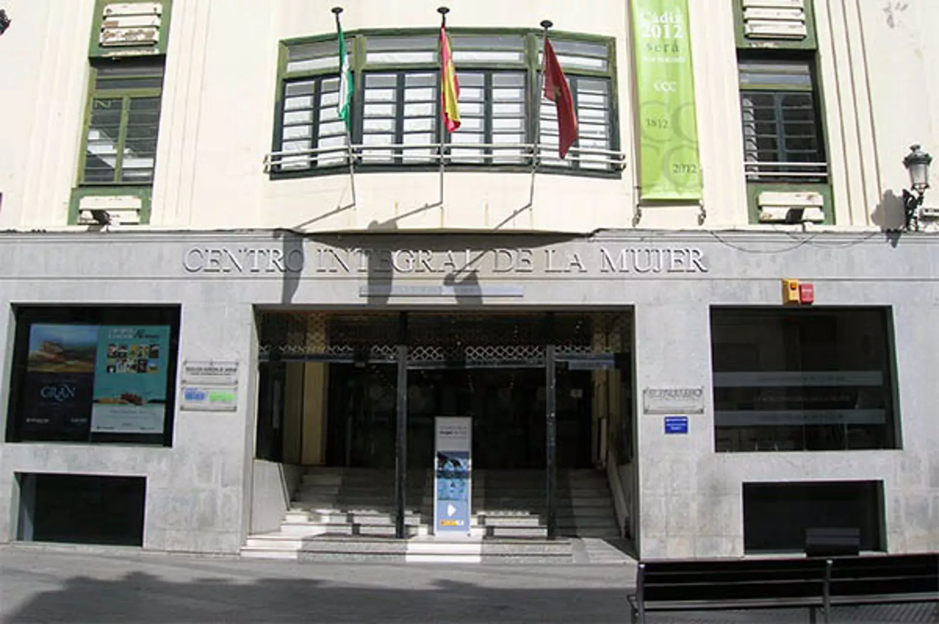 Fundación de la Mujer en Cádiz. ...