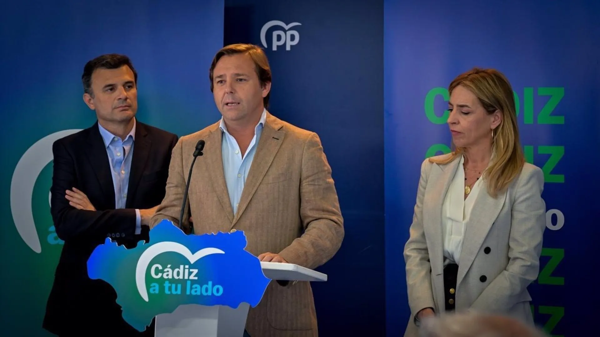 El secretario general del PP de Andalucía este jueves en rueda de prensa El secretario general del PP de Andalucía este jueves en rueda de prensa