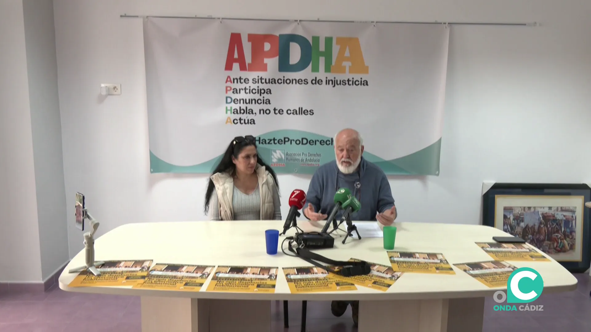 Rafael Lara junto a Manzano durante la intervención ante los medios Rafael Lara junto a Manzano durante la intervención ante los medios