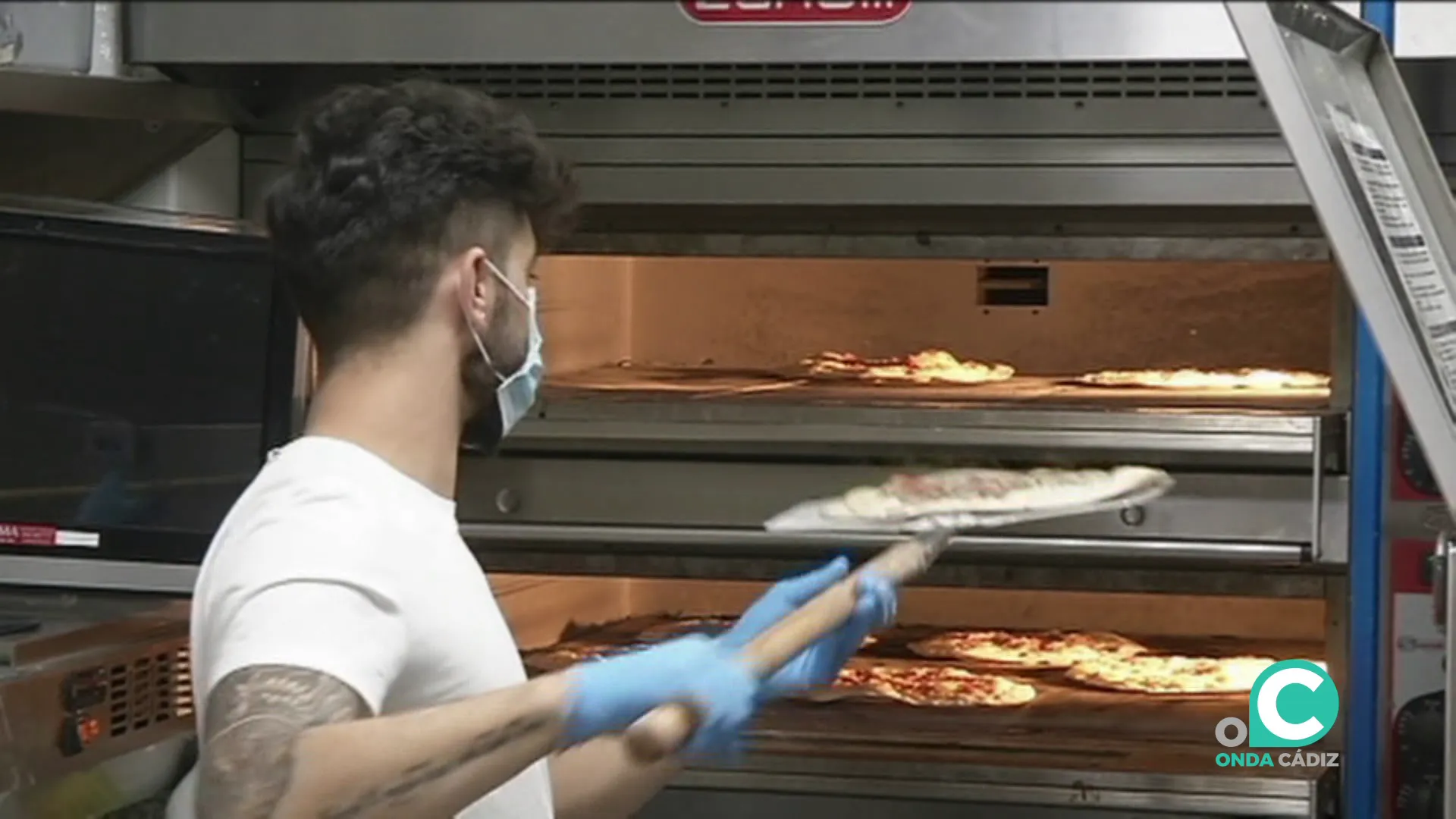 28.000 personas trabajadoras en el sector se encuentran afectadas actualmente en la provincia segun sindicatos 28.000 personas trabajadoras en el sector se encuentran afectadas actualmente en la provincia segun sindicatos