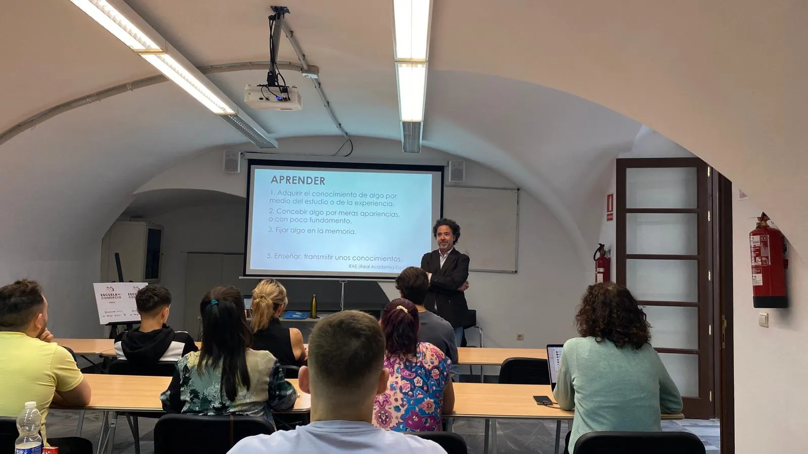 Una de las sesiones formativas celebradas en el IFEF enmarcada de la Escuela de Comercio de Cádiz. Una de las sesiones formativas celebradas en el IFEF enmarcada de la Escuela de Comercio de Cádiz.