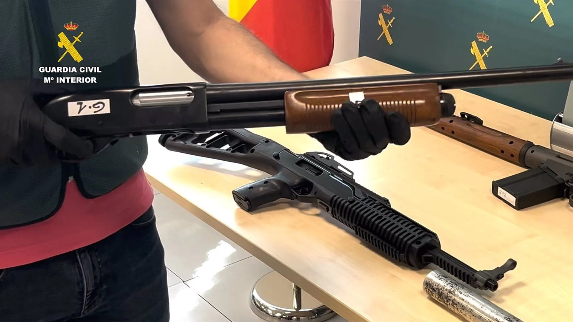 Armas intervenidas en el marco de la operación 'Resolute'. Armas intervenidas en el marco de la operación 'Resolute'.
