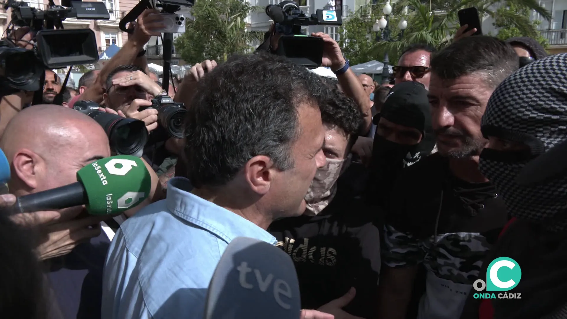 El alcalde Bruno García ha mantenido una reunión con los representantes de los trabajadores del metal. El alcalde Bruno García ha mantenido una reunión con los representantes de los trabajadores del metal.