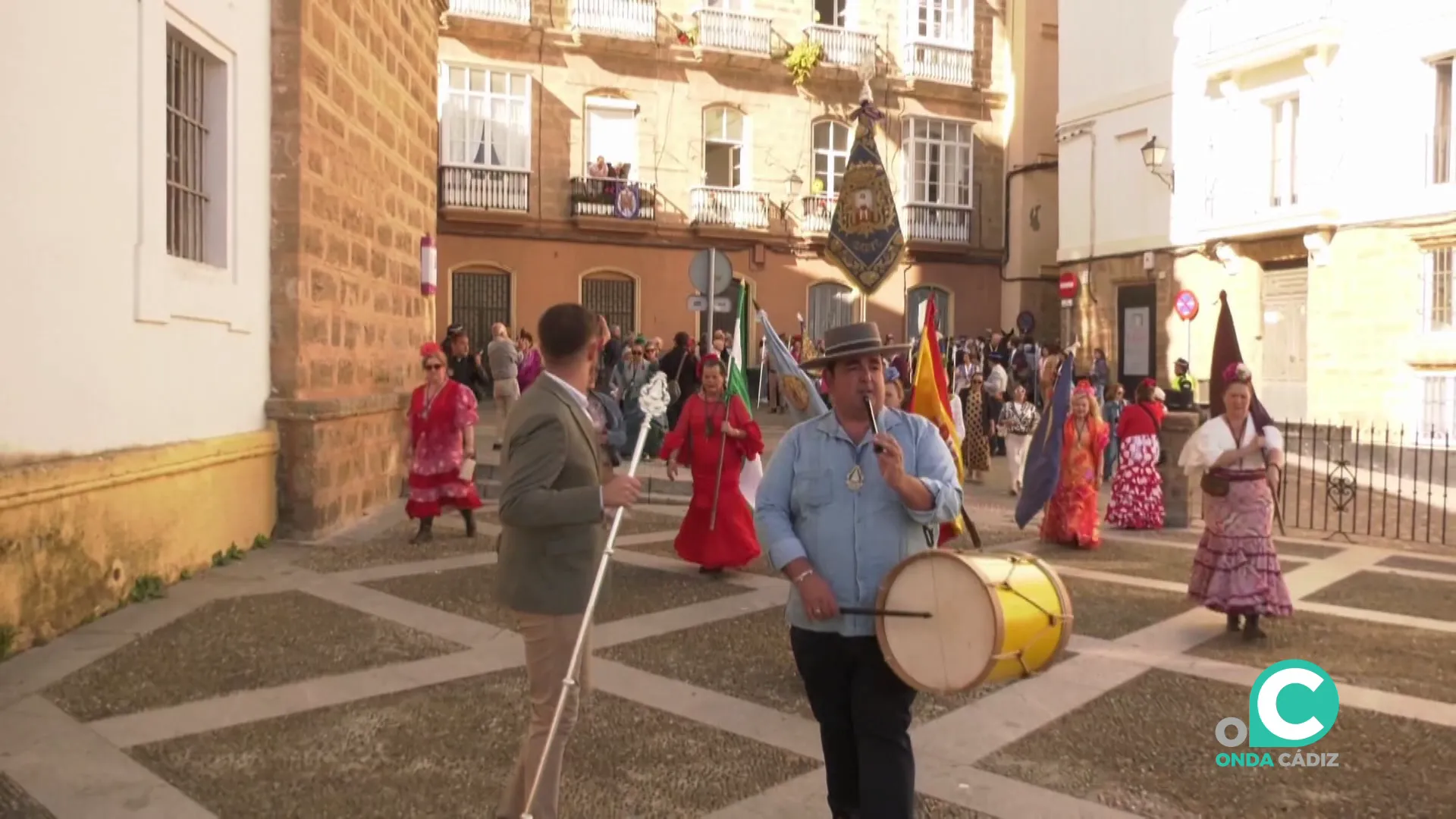 Distintas visitas y actos marcarán el inicio de la partida desde la capital gaditana hasta la Aldea Distintas visitas y actos marcarán el inicio de la partida desde la capital gaditana hasta la Aldea