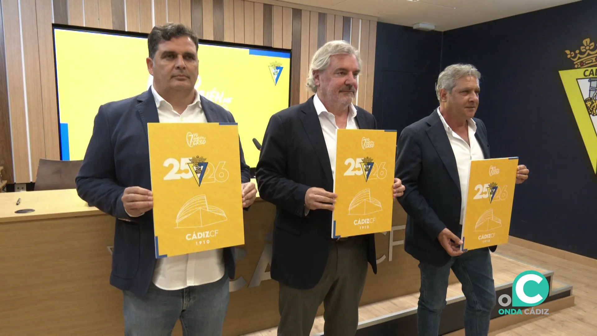 Un momento del acto este lunes en la sala de prensa del estadio Un momento del acto este lunes en la sala de prensa del estadio