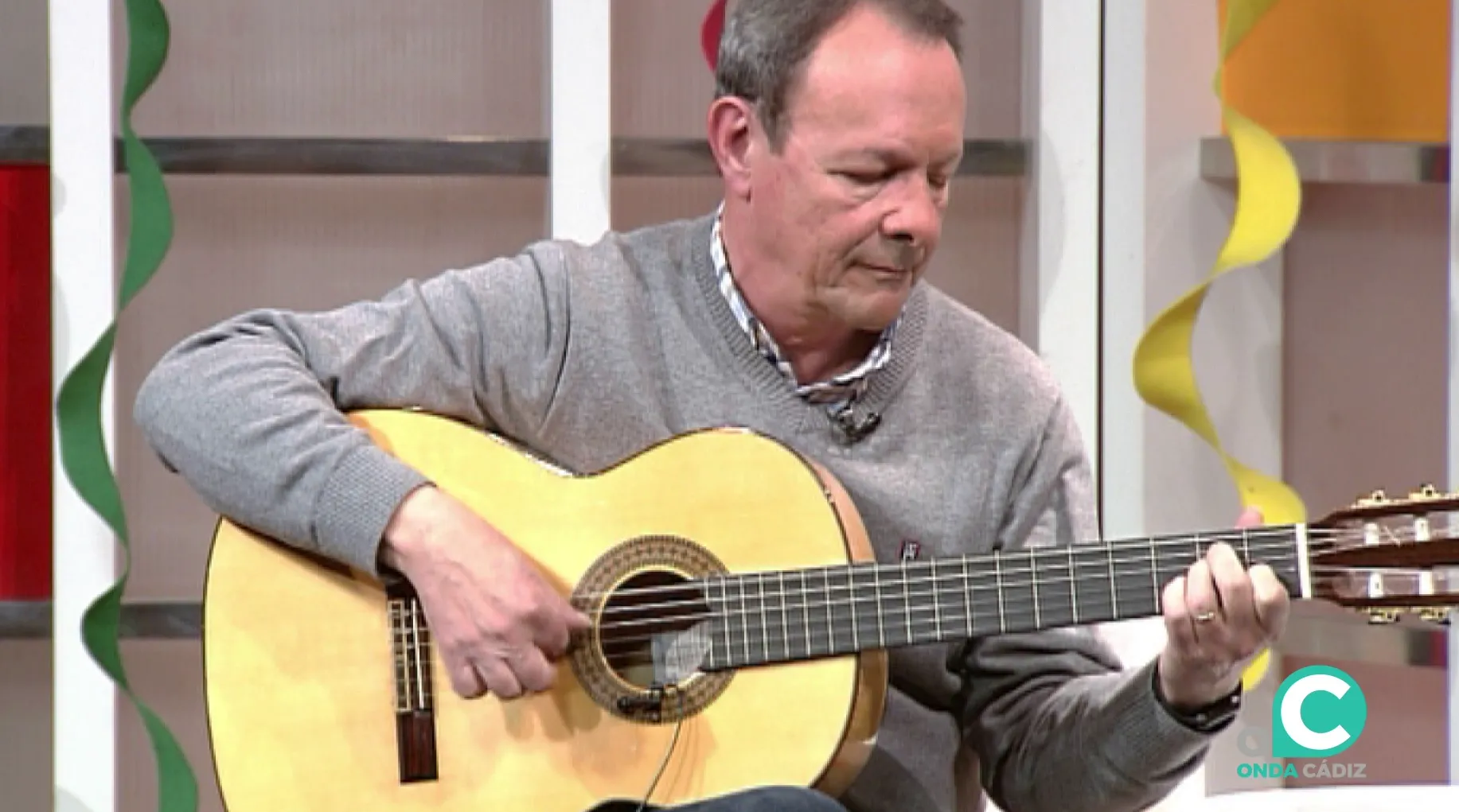 Guimerá durante toda su trayectoria laboral, ha ejercido de profesor de guitarra clásica Guimerá durante toda su trayectoria laboral, ha ejercido de profesor de guitarra clásica