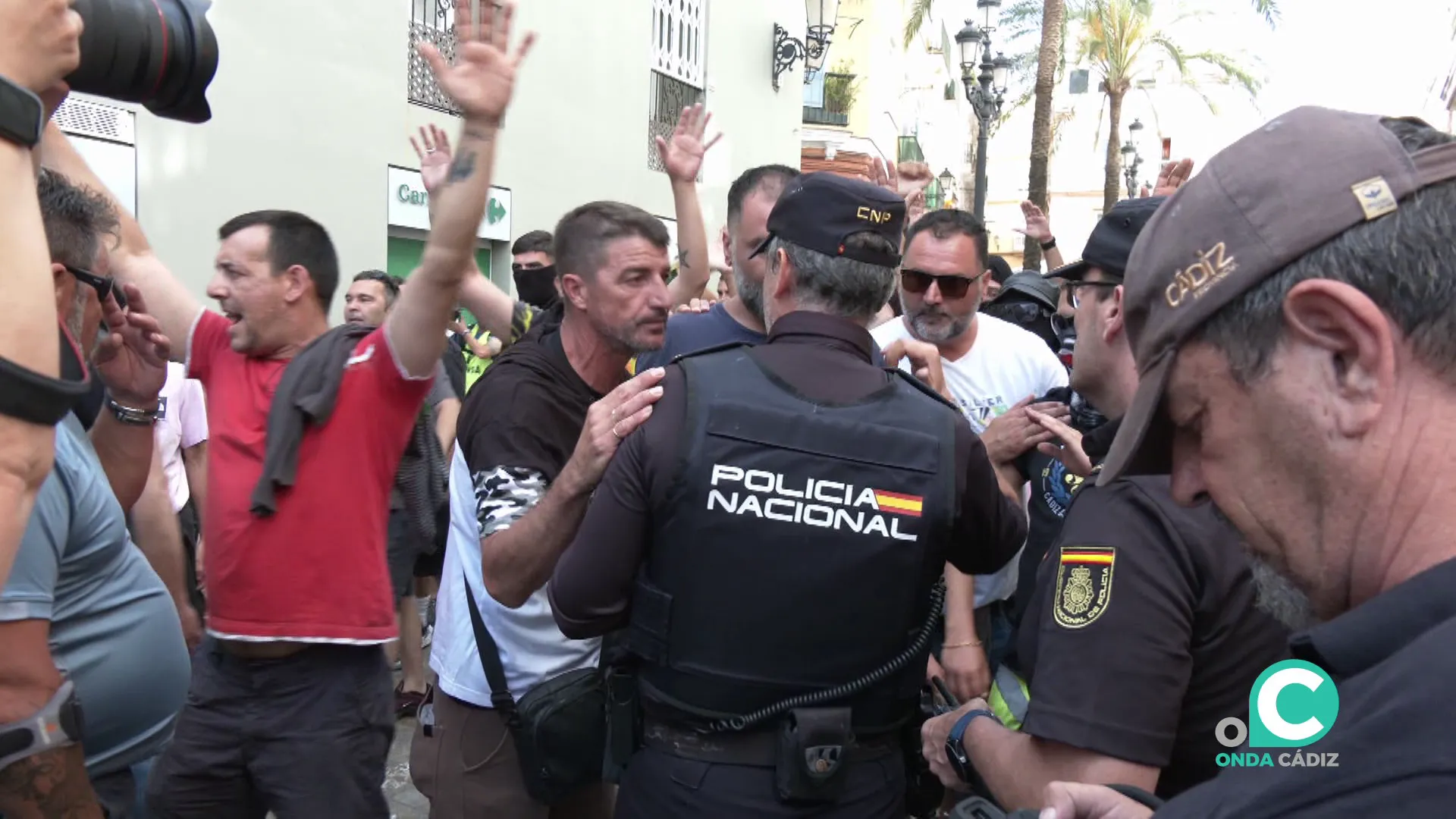 Trabajadores durante las recientes movilizaciónes en la capital gaditana Trabajadores durante las recientes movilizaciónes en la capital gaditana