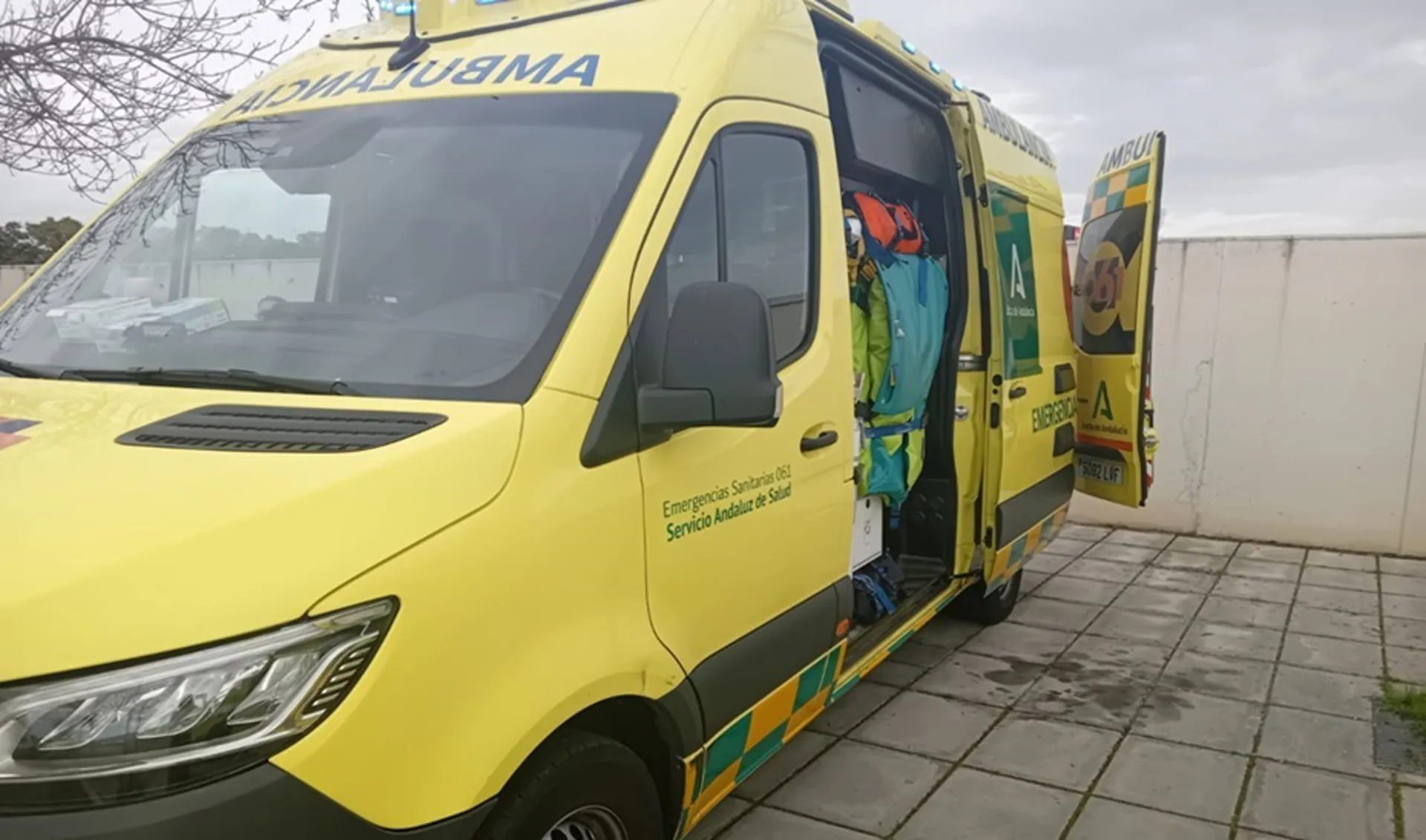 Imagen de recurso de una ambulancia. Imagen de recurso de una ambulancia.