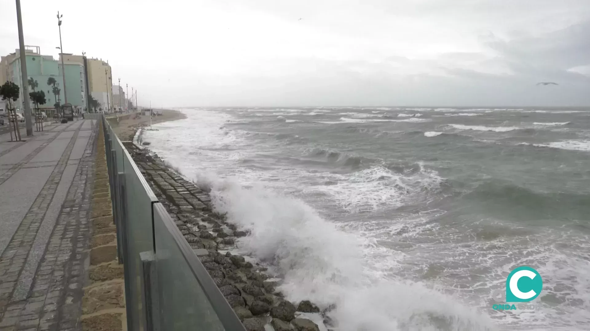 Durante estos días se prevén importantes fenómenos costeros y viento fuerte en la provincia de Cádiz. Durante estos días se prevén importantes fenómenos costeros y viento fuerte en la provincia de Cádiz.