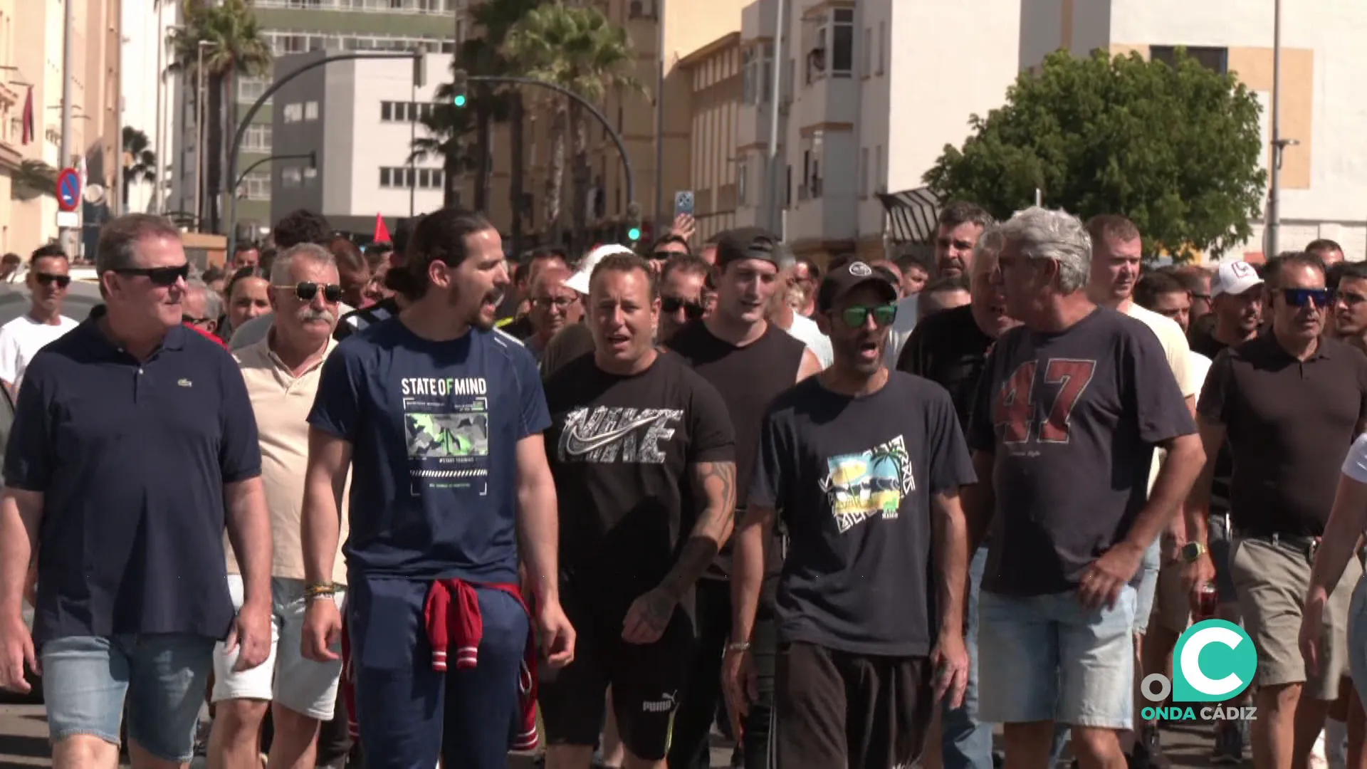 Marcha de trabajadores por la avenida principal de la capital gaditana durante la pasada semana