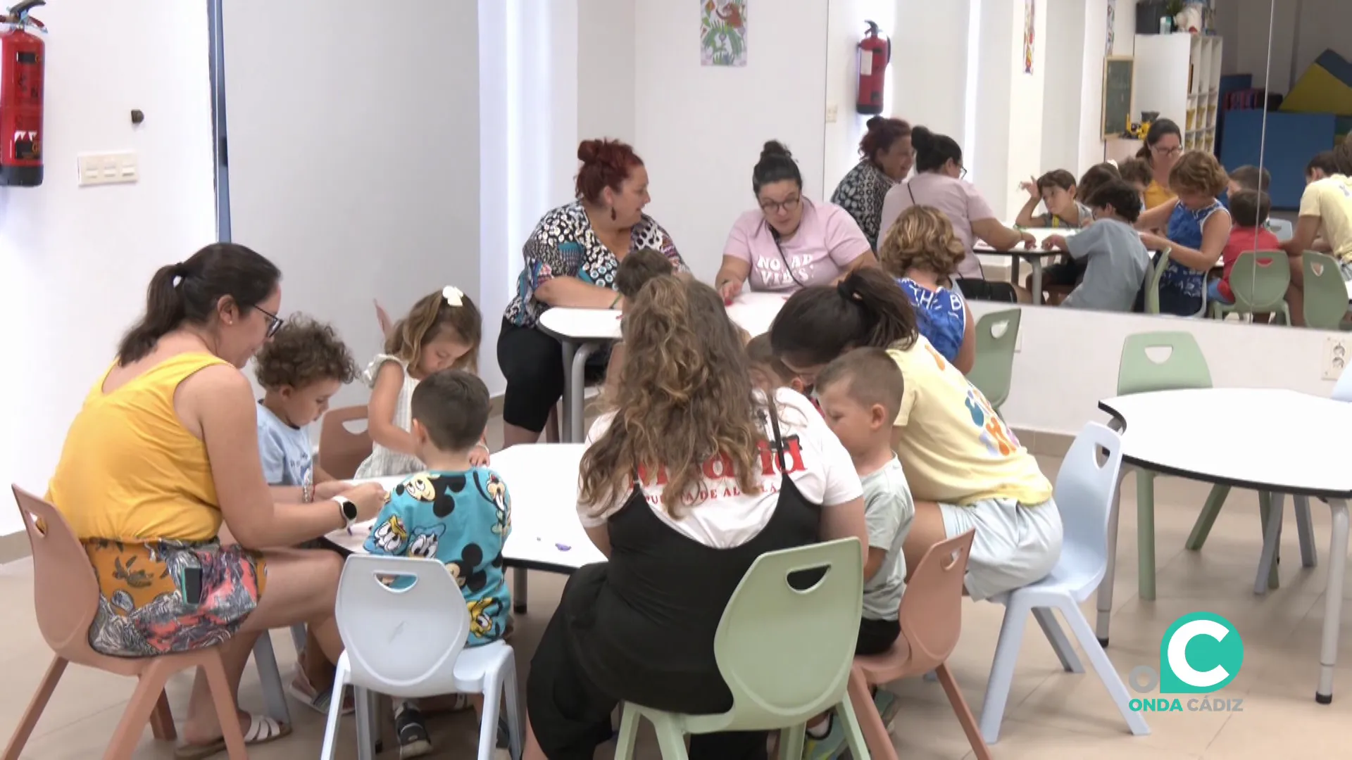El espacio de encuentro pretende fomentar el juego, la interacción y el aprendizaje El espacio de encuentro pretende fomentar el juego, la interacción y el aprendizaje