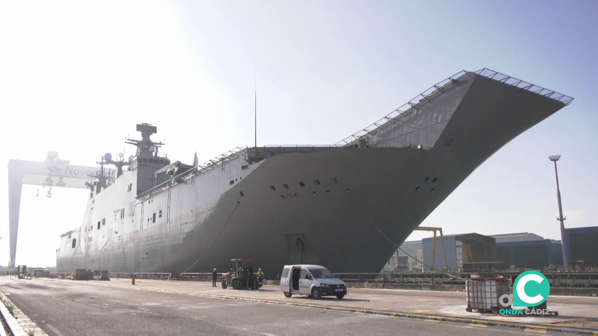 Imagen del navio militar en la favtoría puertorrealeña Imagen del navio militar en la favtoría puertorrealeña