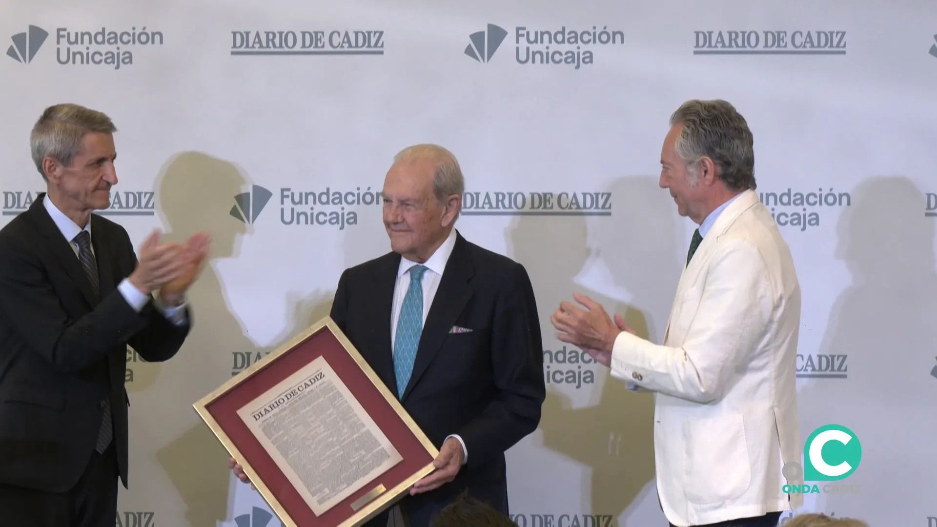 El galardonado durante el acto celebrado en los salones del hotel Parador de Cádiz El galardonado durante el acto celebrado en los salones del hotel Parador de Cádiz