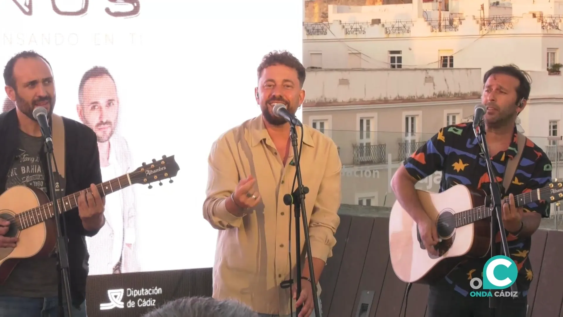 Los caños durante la presentación del concierto en Cajasol Los caños durante la presentación del concierto en Cajasol
