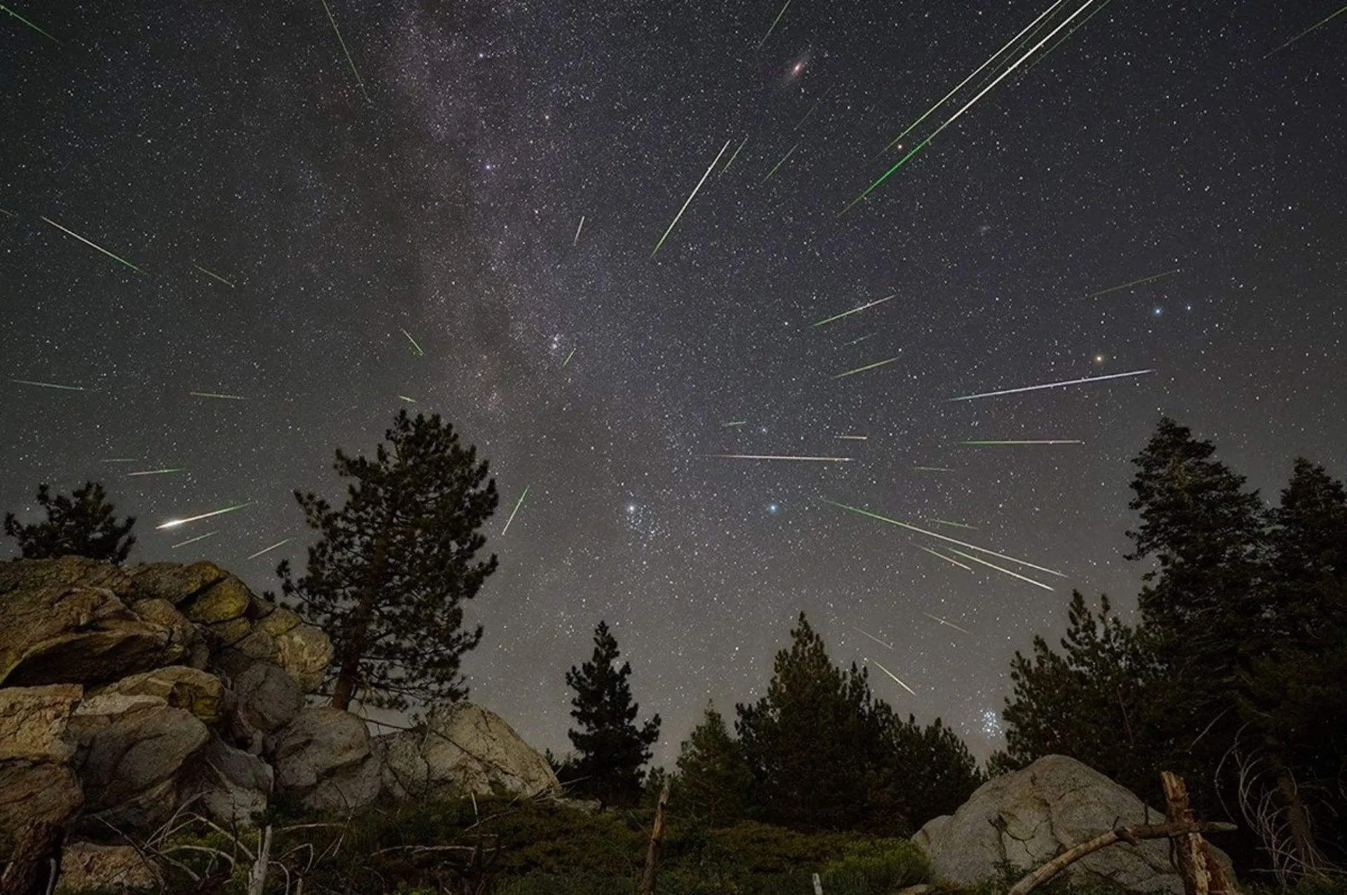  La lluvia de meteoros alcanza su máximo a mediados de agosto