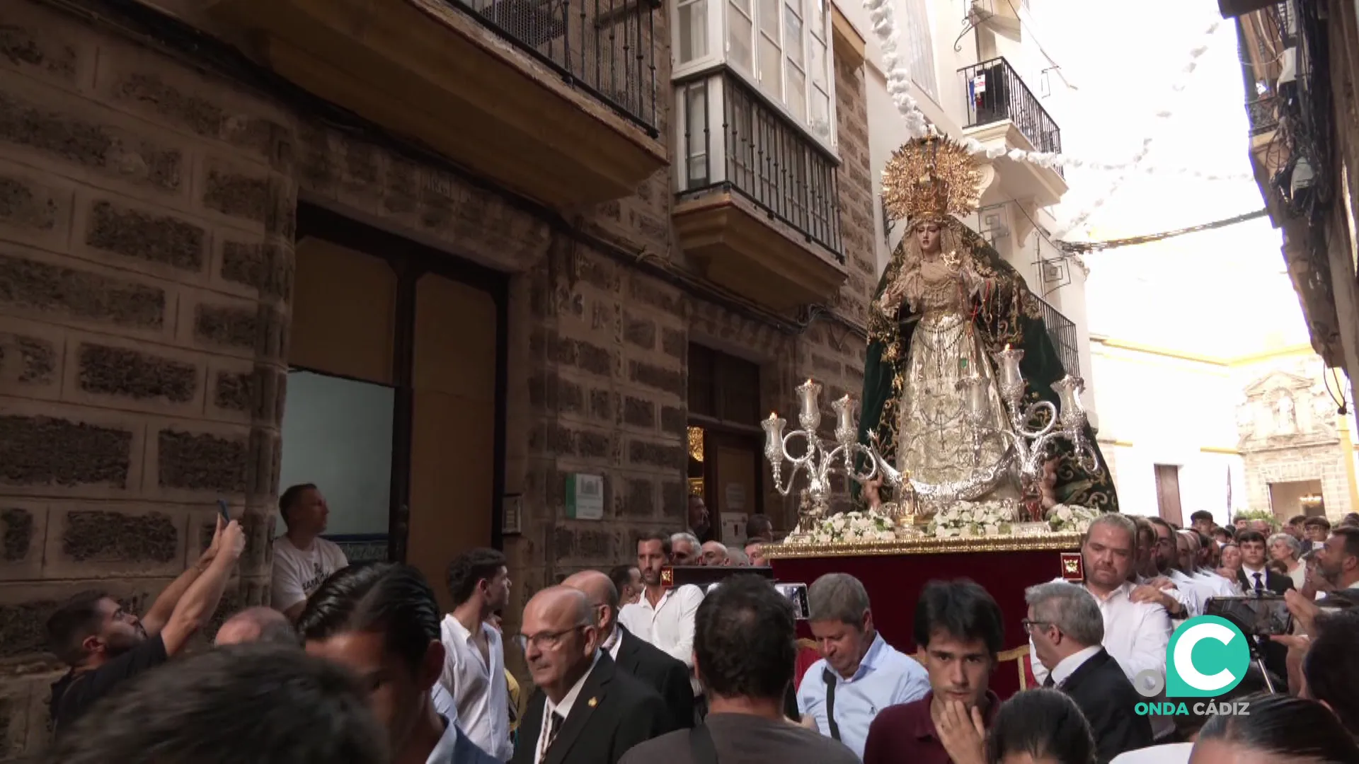La imagen por la calle Sopranis después de partir el pasado lunes desde Santo Domingo La imagen por la calle Sopranis después de partir el pasado lunes desde Santo Domingo