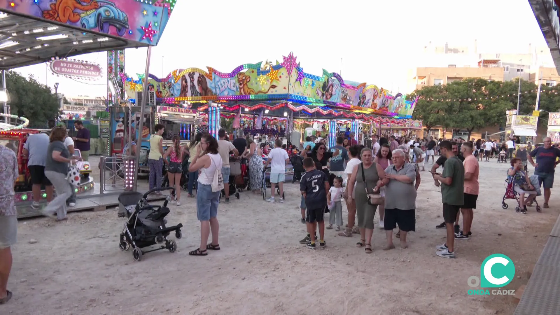Mucha animación en la zona de atracciones el pasado miércoles Mucha animación en la zona de atracciones el pasado miércoles