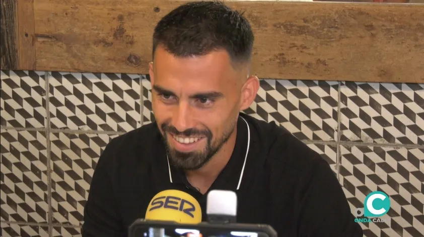 Suso durante el desarrollo de la entrevista Suso durante el desarrollo de la entrevista