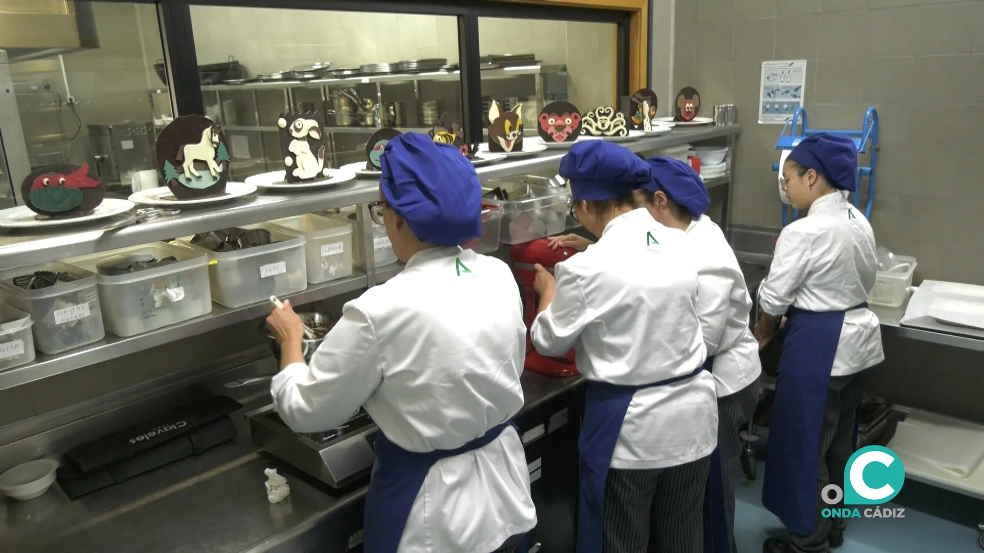 Servicio de Restaurante en la Escuela de Hostelería de Cádiz. Servicio de Restaurante en la Escuela de Hostelería de Cádiz.