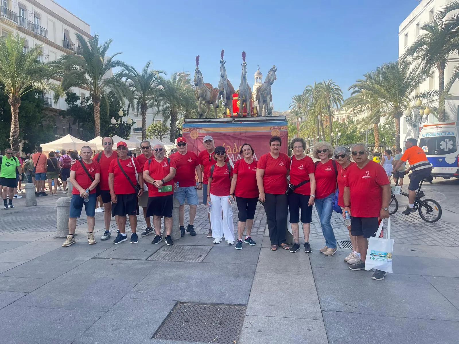 Un grupo de personas participan en la marcha saludable que ha culminado en San Juan de Dios. Un grupo de personas participan en la marcha saludable que ha culminado en San Juan de Dios.