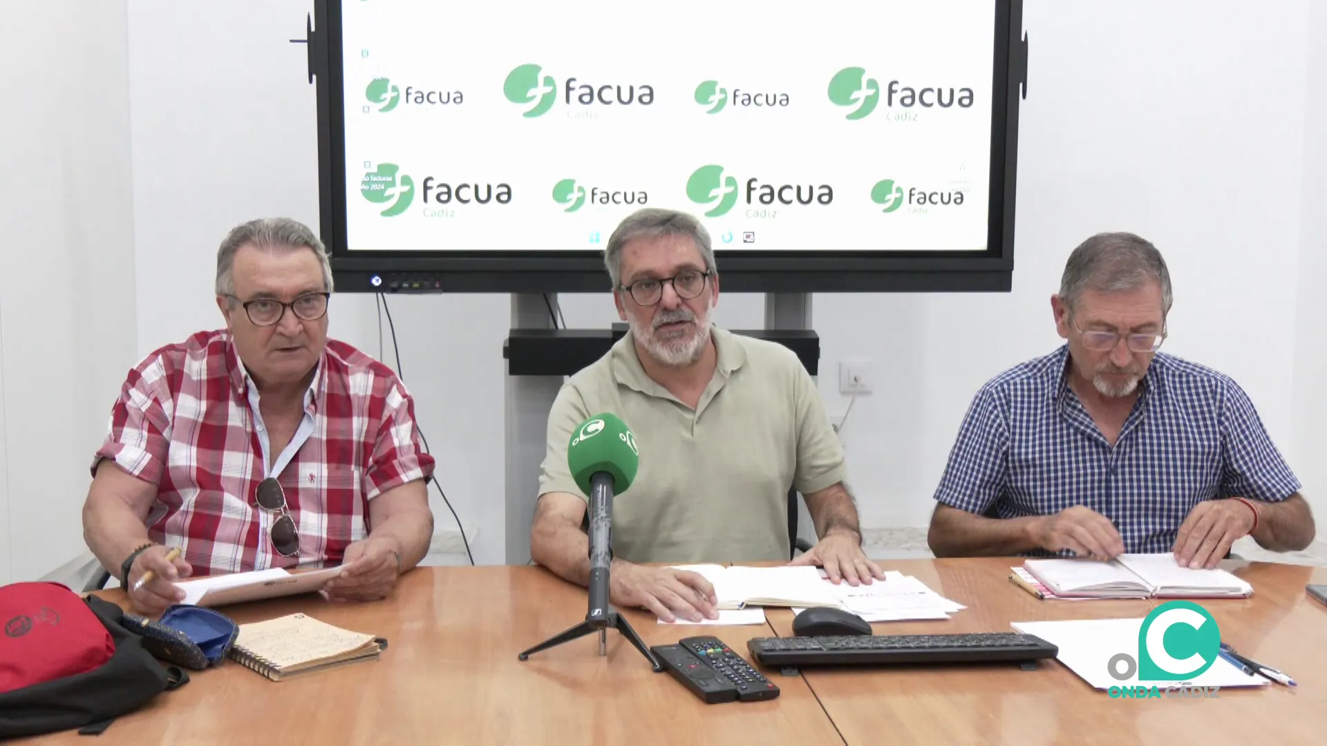 Momento de la rueda de prensa de presentación de la convocatoria para el 1 de octubre Momento de la rueda de prensa de presentación de la convocatoria para el 1 de octubre