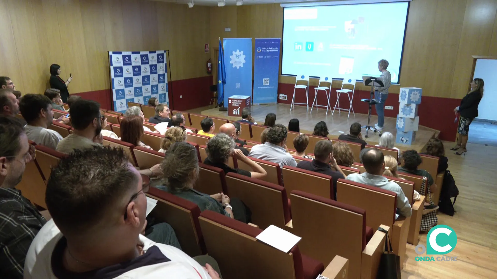 Un momento del encuentro celebrado este martes en el Salón de actos de la IFEF Un momento del encuentro celebrado este martes en el Salón de actos de la IFEF