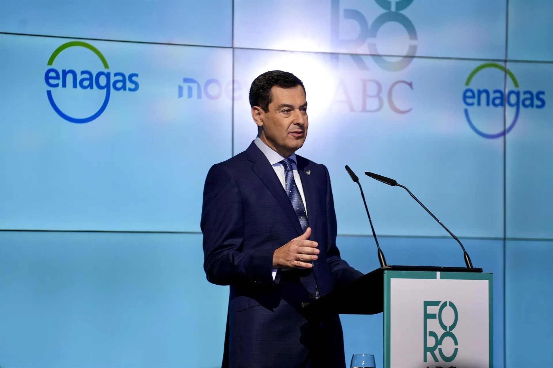 El dirigente andaluz durante su intervención en el Foro ABC de Sevilla El dirigente andaluz durante su intervención en el Foro ABC de Sevilla