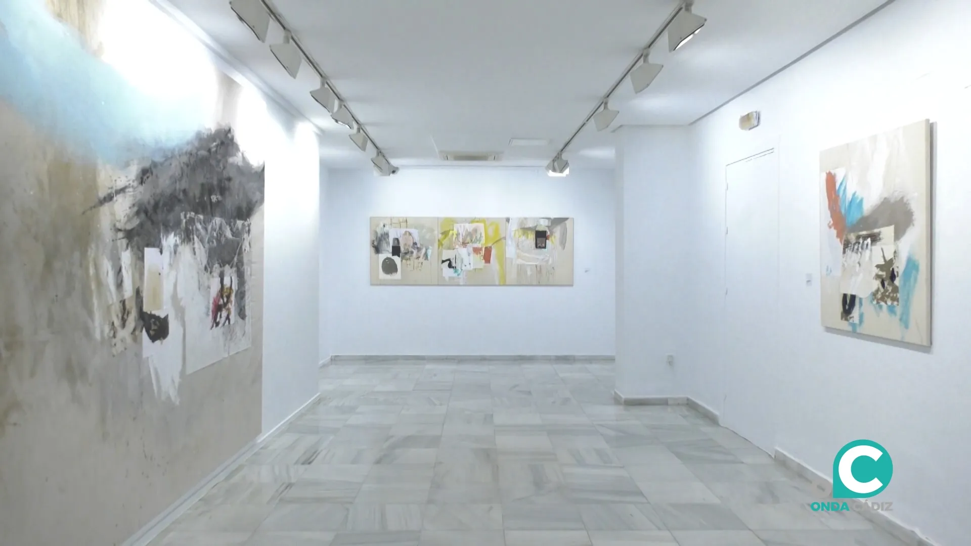 La Sala Rivadavia acoge la exposición de Karina Zothner. La Sala Rivadavia acoge la exposición de Karina Zothner.
