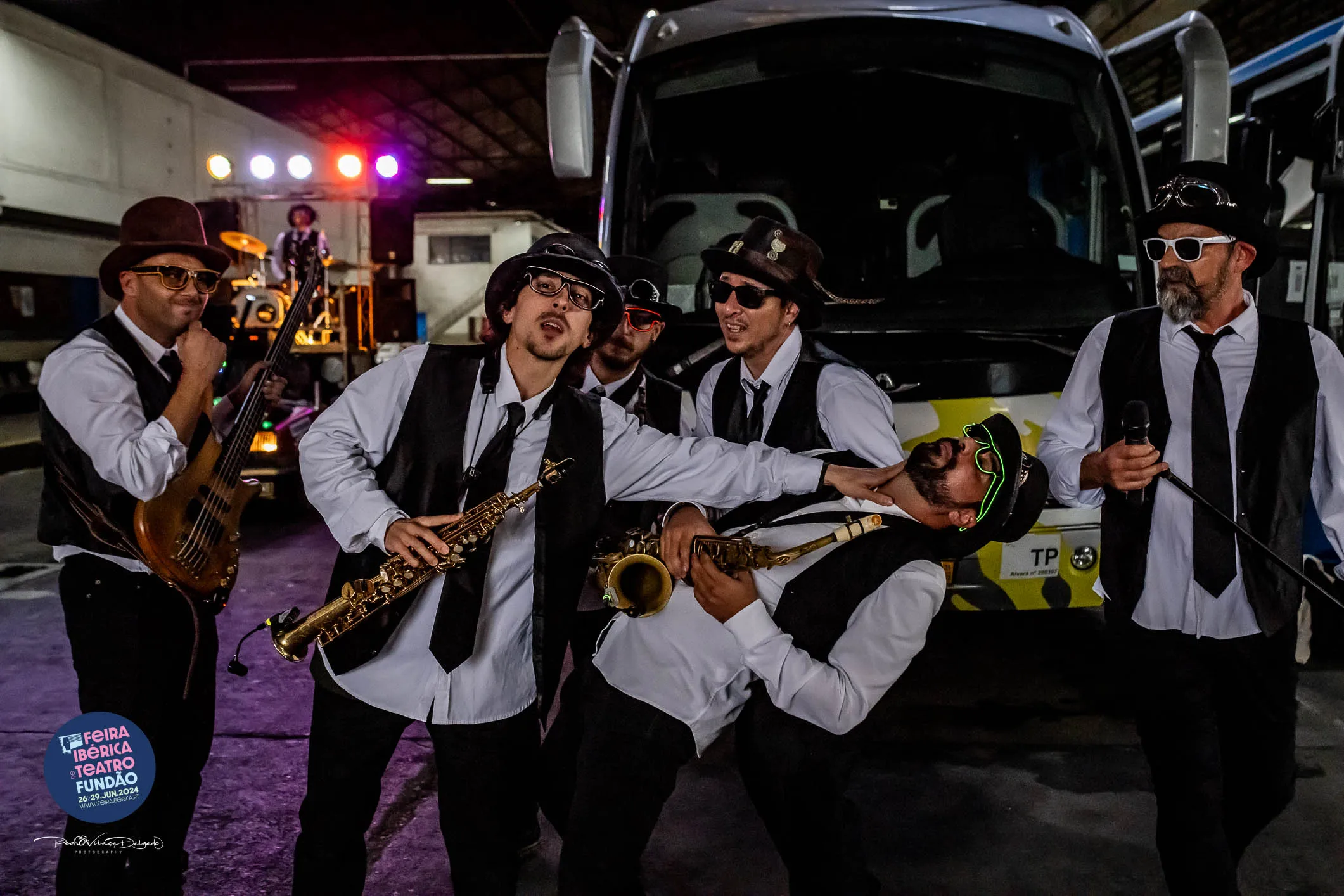 'Swing and Show', pasacalles musical de TEATRAPO PRODUCCIONES.  'Swing and Show', pasacalles musical de TEATRAPO PRODUCCIONES.