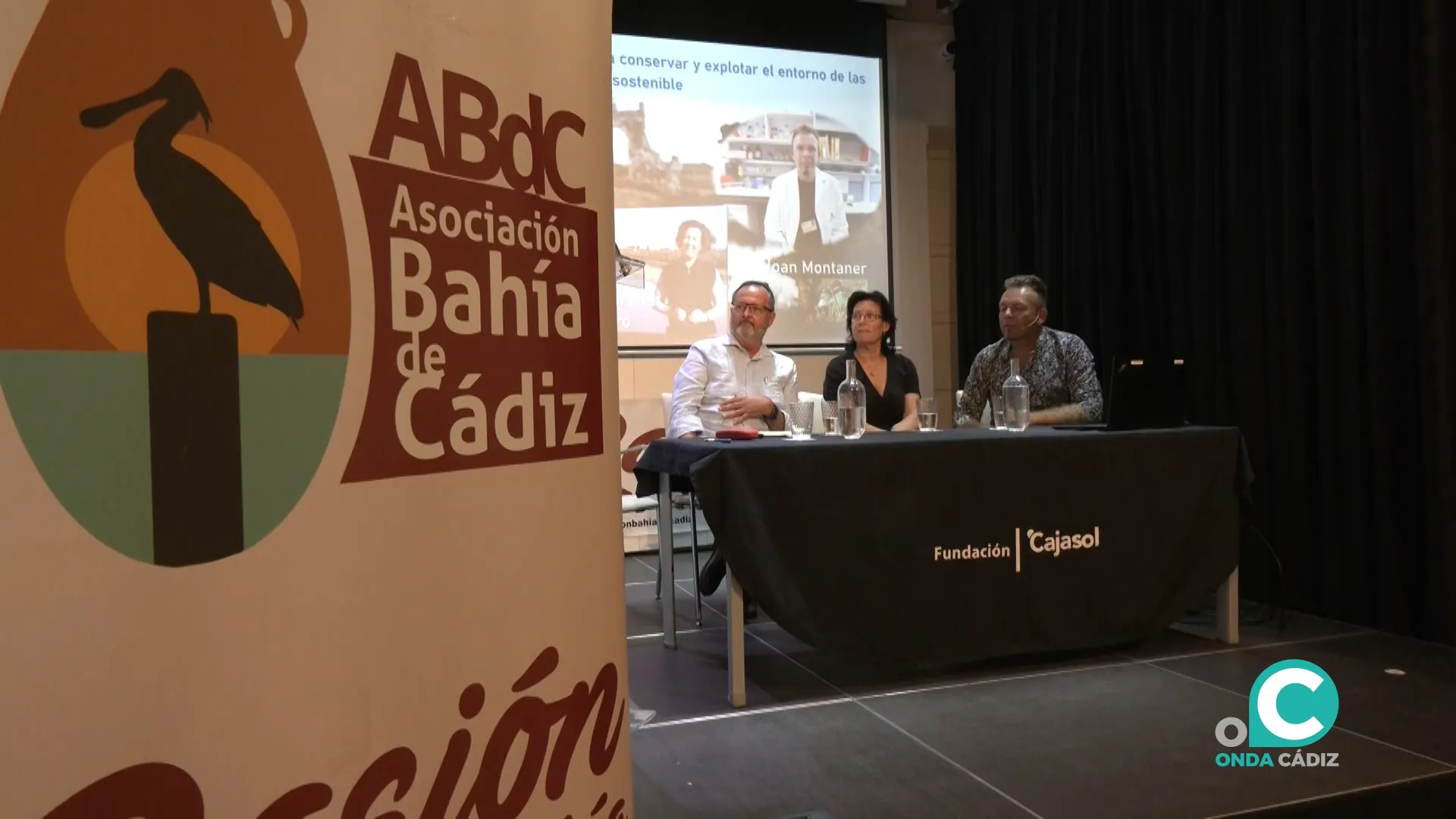 Mesa redonda celebrada en la Fundación Cajasol de Cádiz dentro de las VIII Jornadas Enclave Bahía.  Mesa redonda celebrada en la Fundación Cajasol de Cádiz dentro de las VIII Jornadas Enclave Bahía.