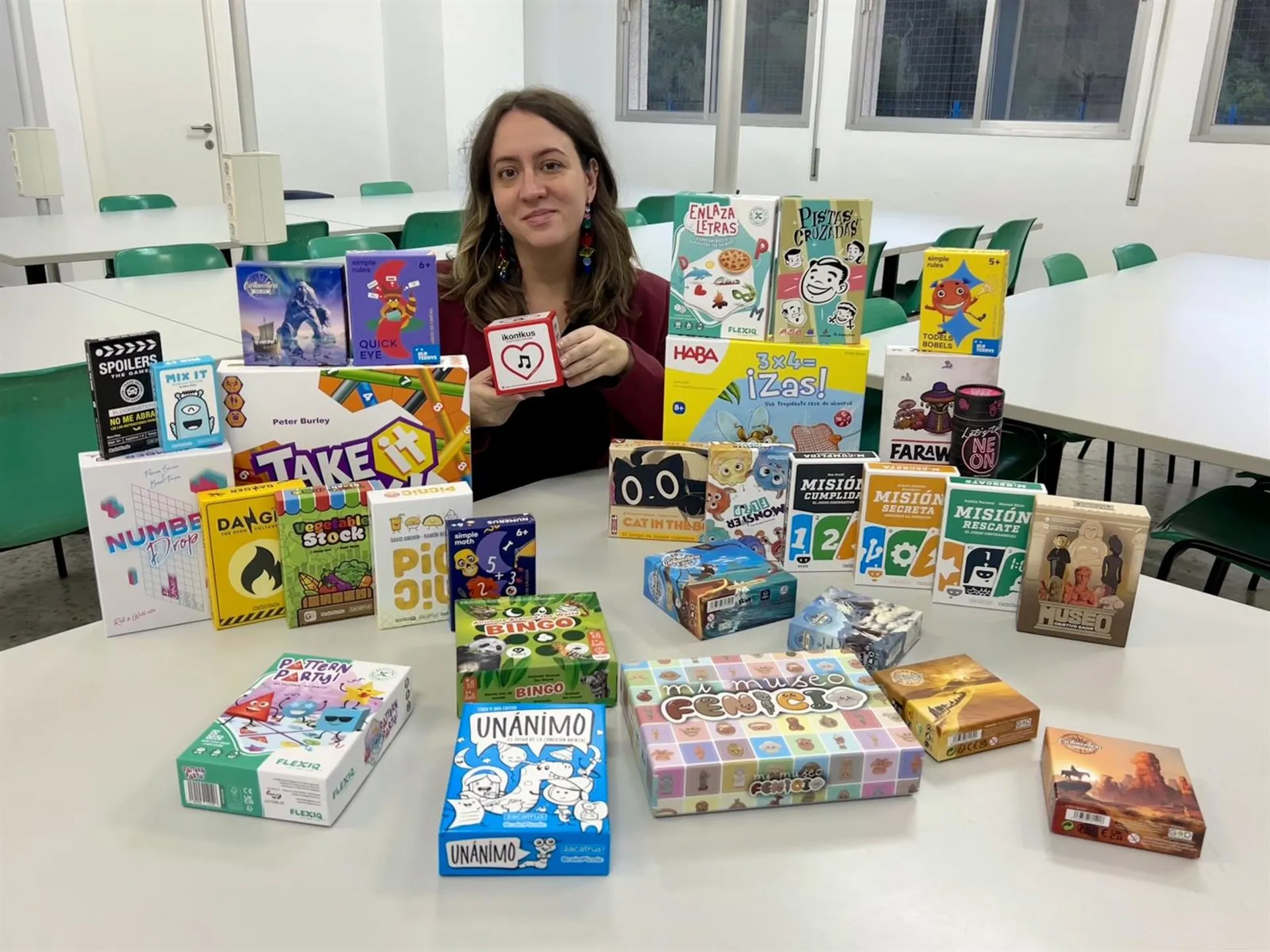 Juegos de mesa de la ludoteca didáctica universitaria de la UCA Juegos de mesa de la ludoteca didáctica universitaria de la UCA