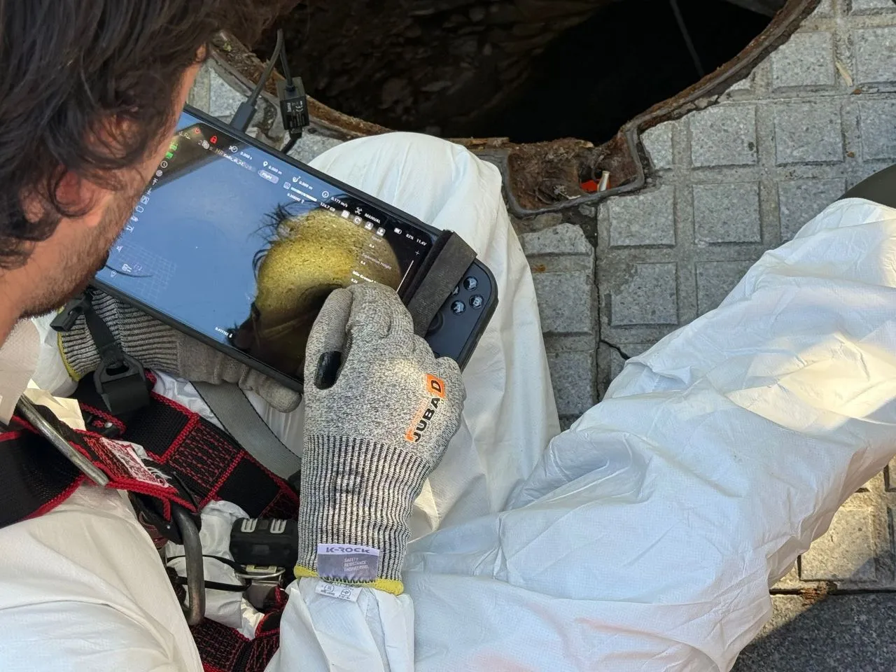 Aguas de Cádiz mapea con un dron y en tiempo real la red de saneamiento de la ciudad