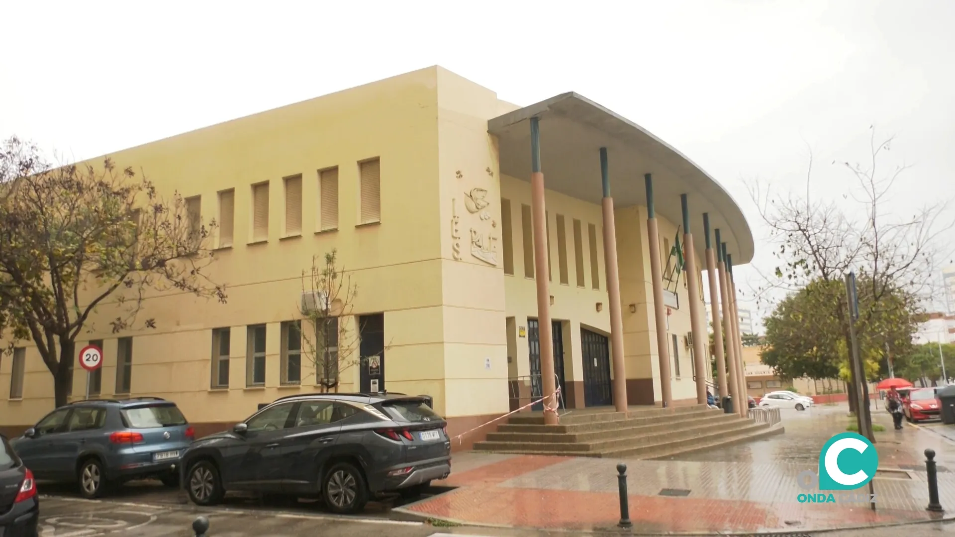 Cada centro educativo recibirá en torno a los 60.000 euros para instalación de toldos, aparatos de aire, ventilación, aislamiento térmico o mejoras eléctricas.