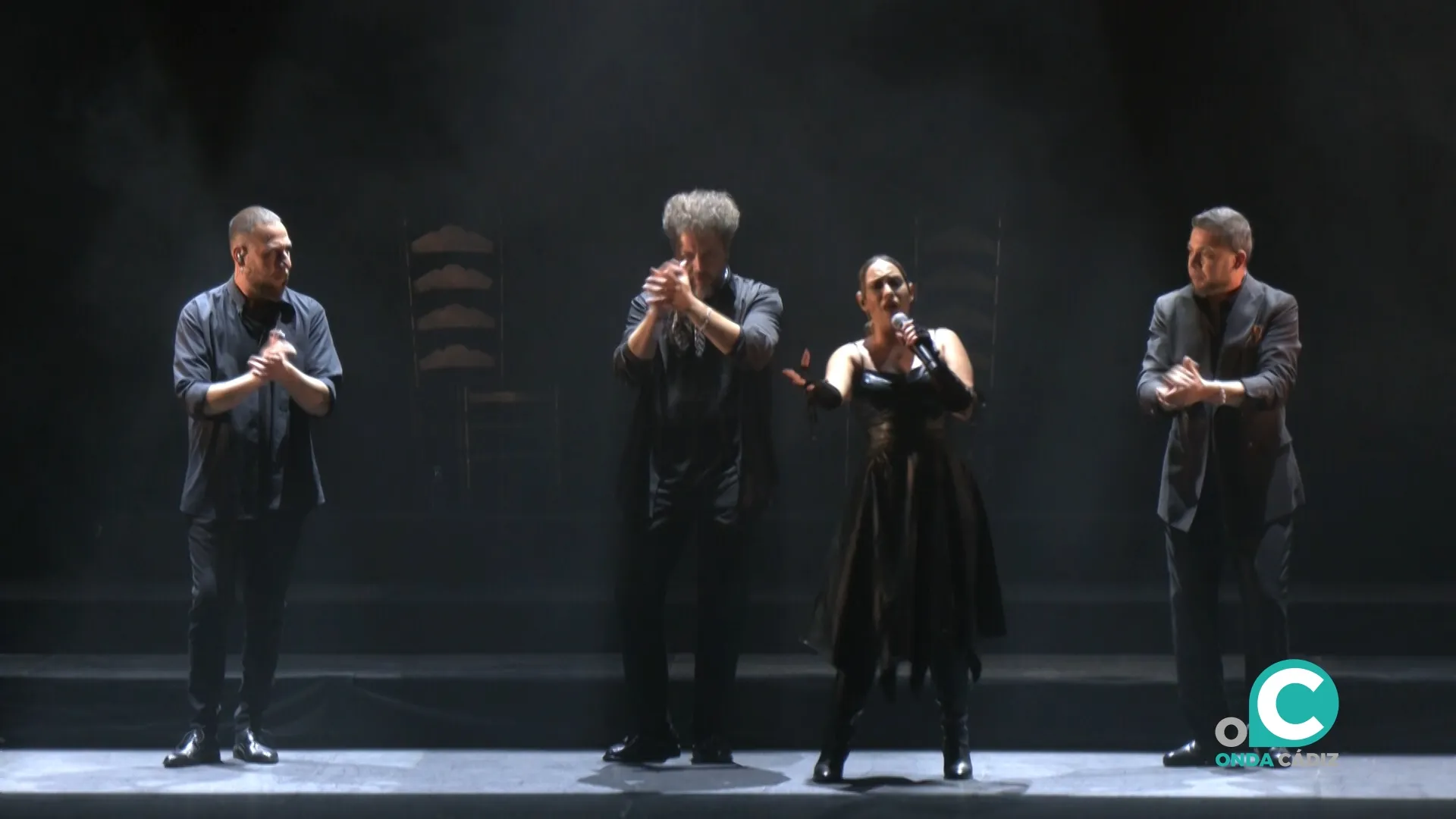 María Terremoto representa su espectáculo ‘Manifiesto’ en el Gran Teatro Falla.