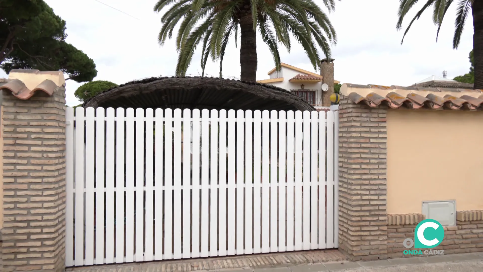 Entrada al chalé donde aconteció el suceso en El Puerto de Santa María