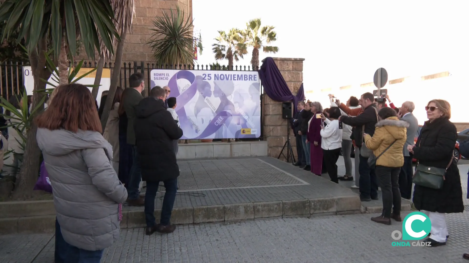 Autridades y asistentes en el acto de este martes