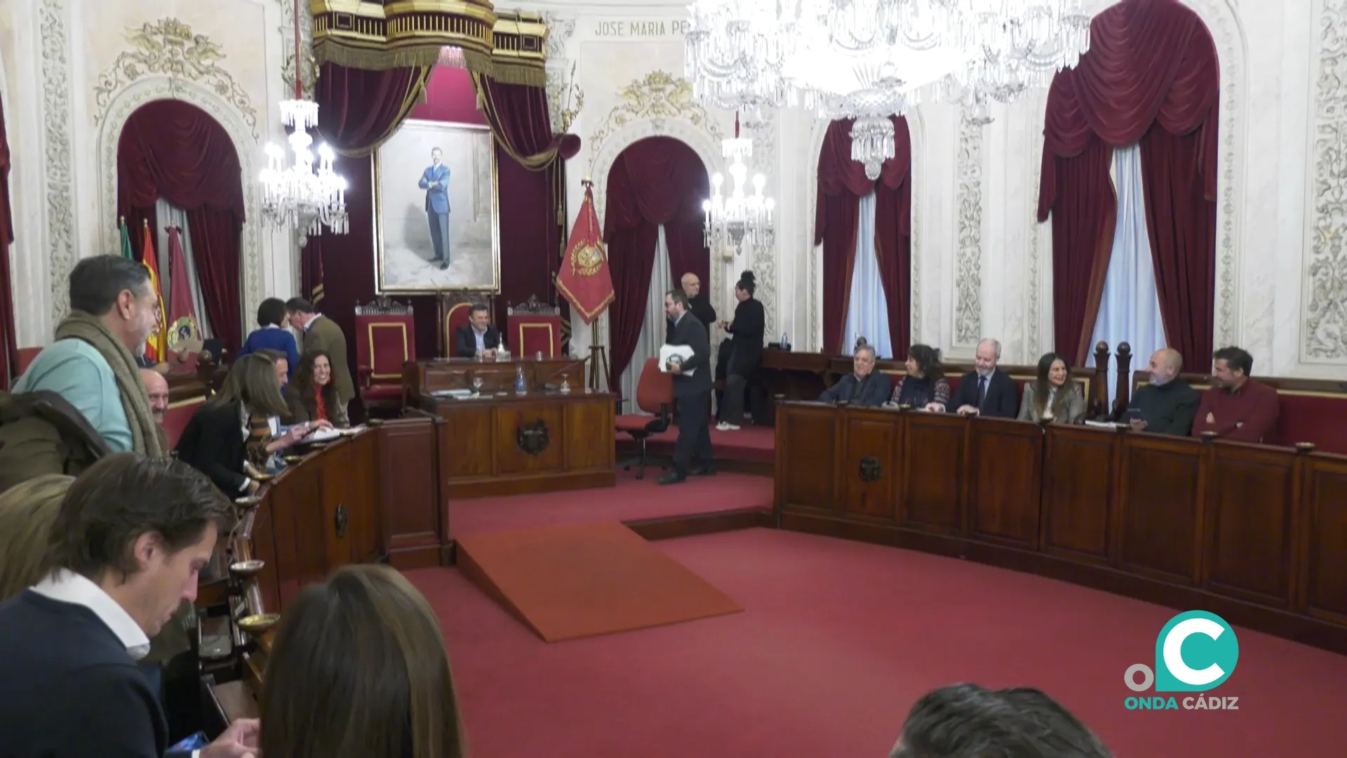 Sesión extraordinaria del Pleno del Ayuntamiento de Cádiz este 30 de diciembre. 