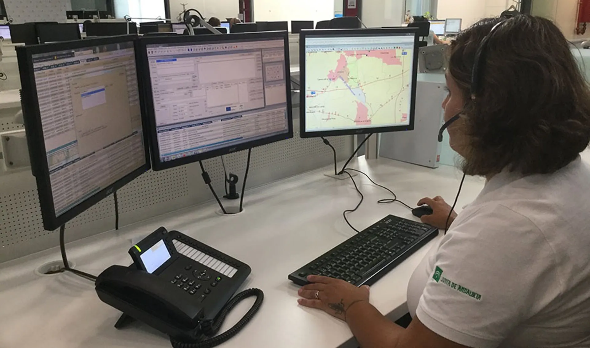 Operadora de Emergencias 112 Andalucía.