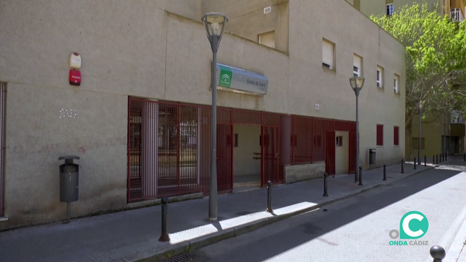 Fachada del centro de salud de La Laguna