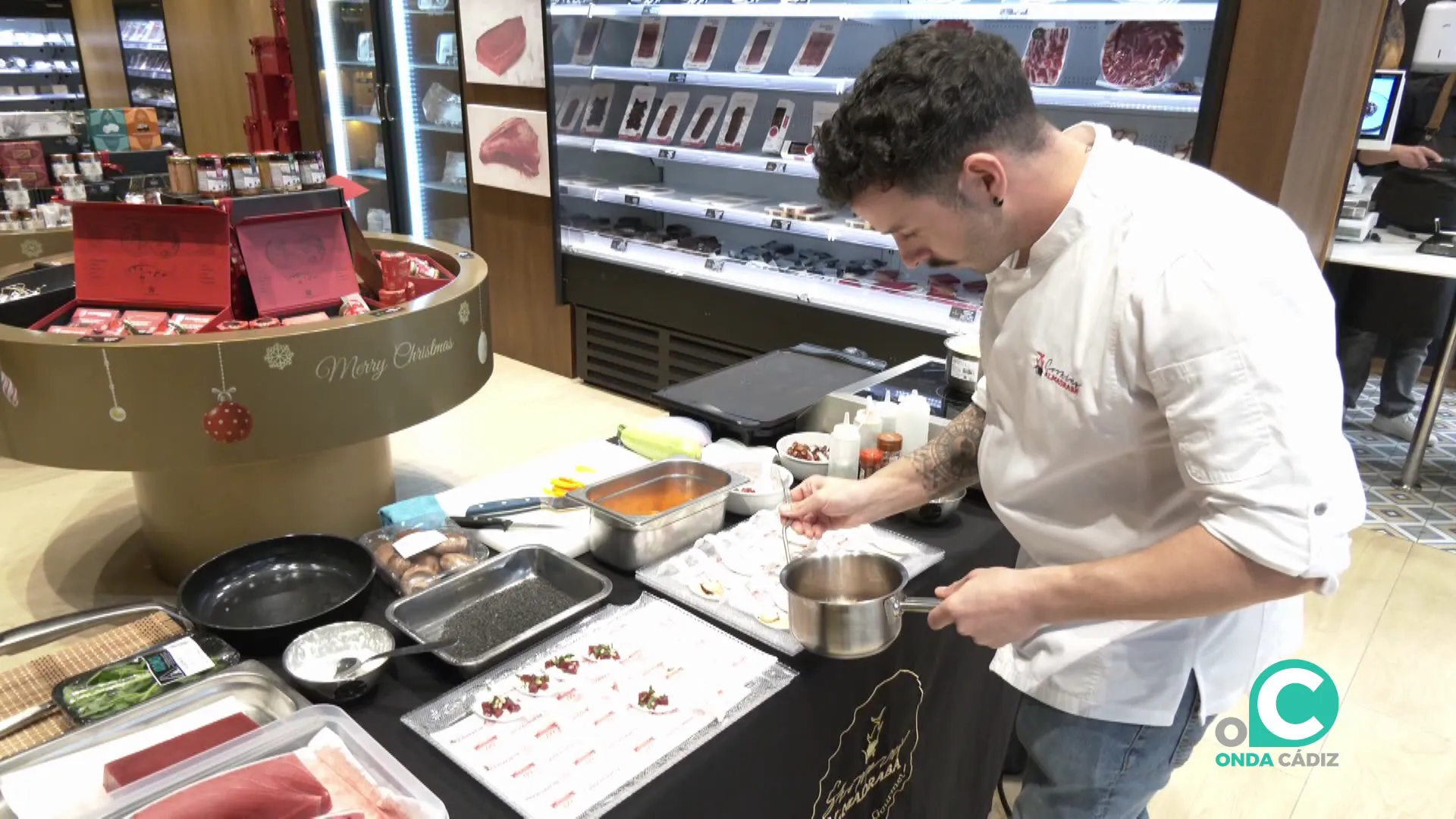 Un momento de la preparación del producto