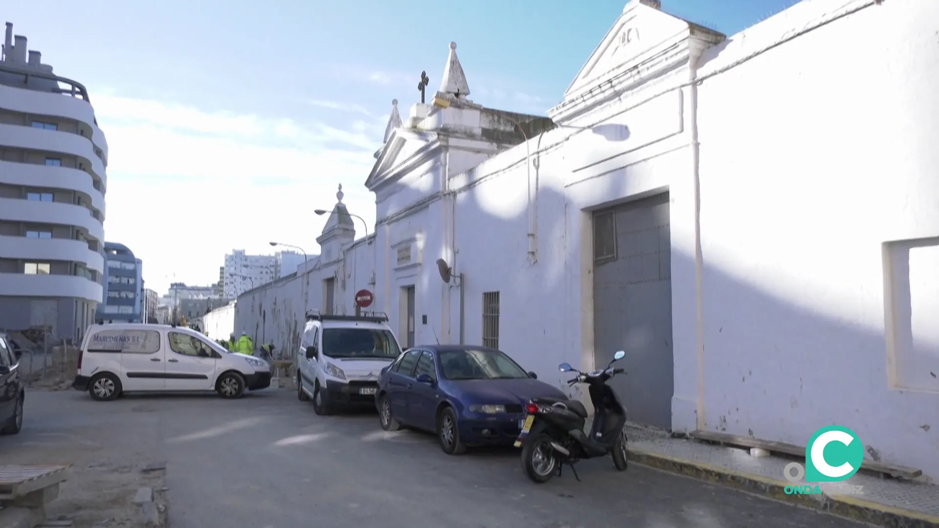 Entrada al antiguo camposanto de la capital gaditana