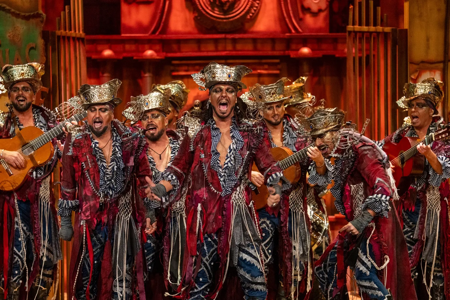 Comparsa EL DESGUACE Foto GabineteAyuntamientodeCadizreynafotografo