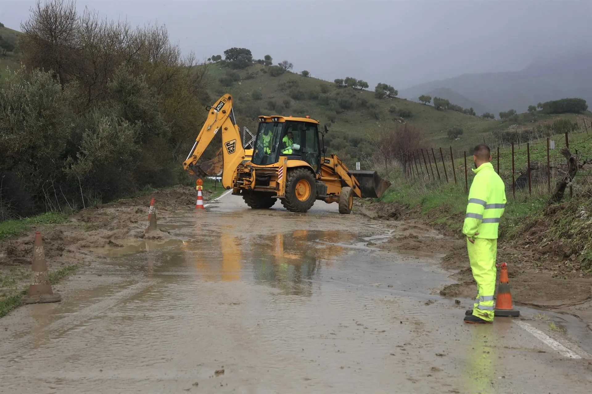Imagen de una carretera afectada por las reciente lluvias en la provincia 