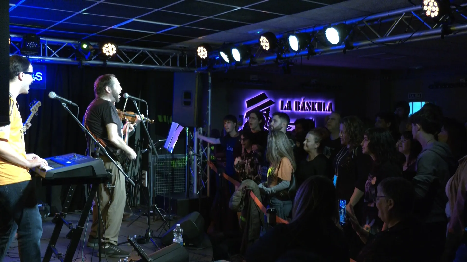 Un momento de la actuación en La Báskula