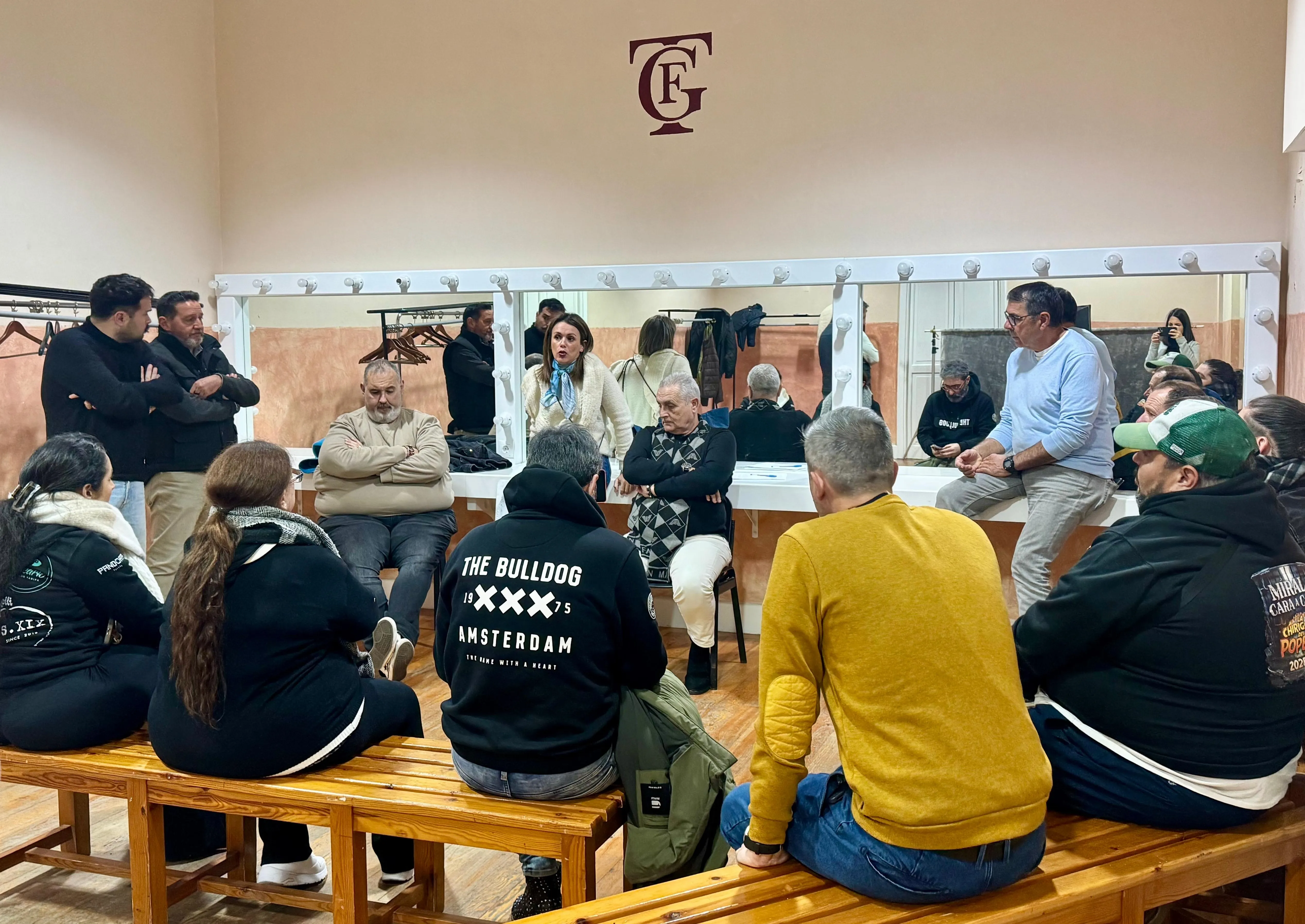 Imagen de la reunión para acordar los cambios del COAC